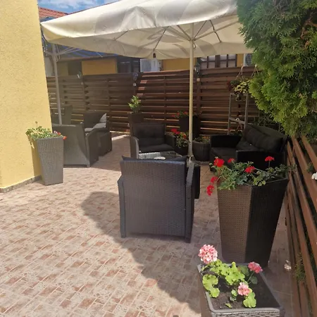 Oda ve Kahvaltı Toscana Panzio 3*