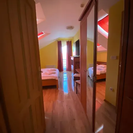 Bed & Breakfast Toscana Étterem és Panzió