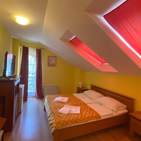 Bed & Breakfast Toscana Étterem és Panzió Zalacsány