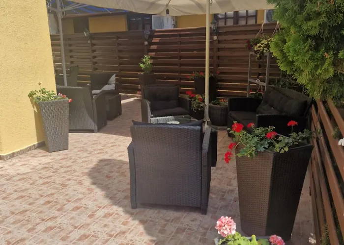 Bed and breakfast Toscana Panzió 3*