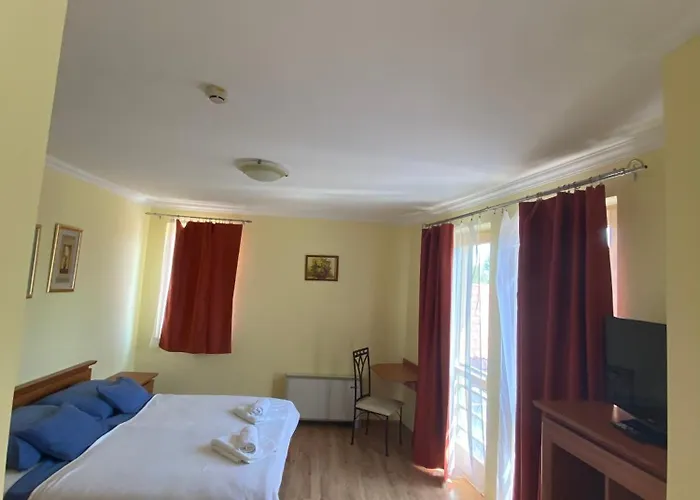 Bed and breakfast Toscana Panzió 3*