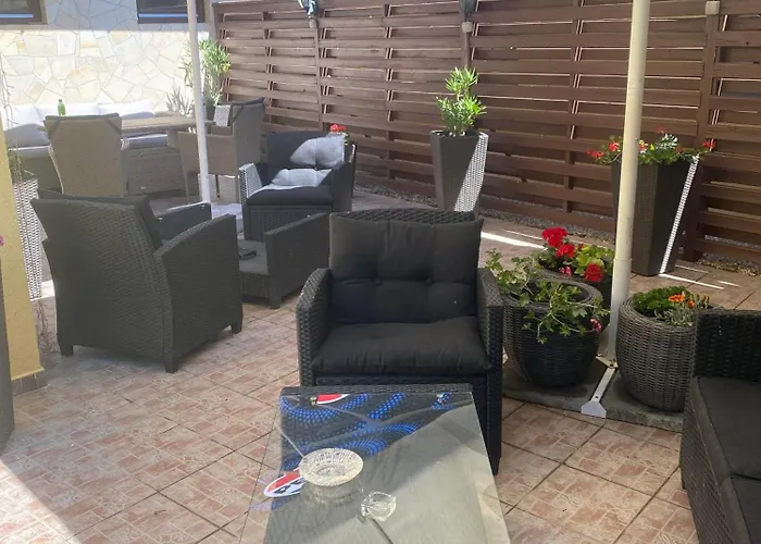 Bed and breakfast Toscana Panzió 3*