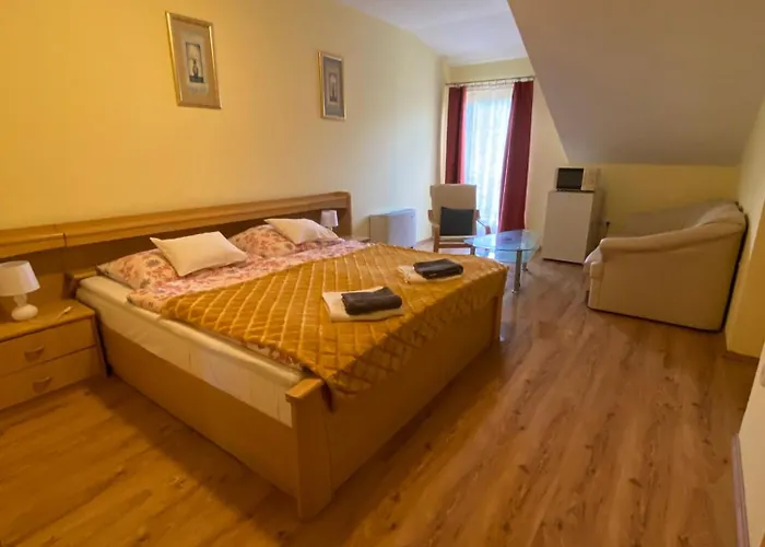 Toscana Panzio 3* Zalacsány