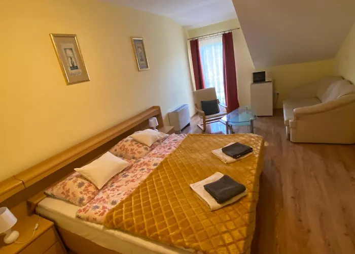 Toscana Panzio 3* Zalacsány